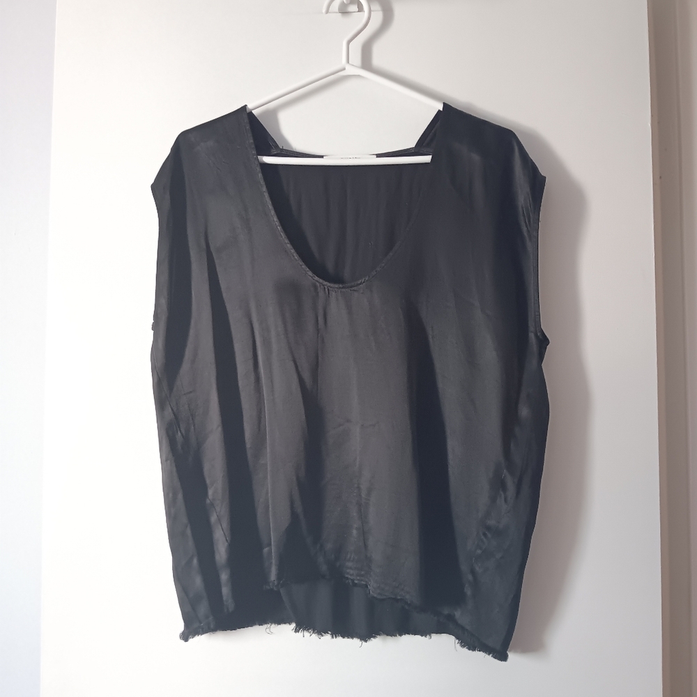 PHARAOH COLLECTION Black Vintage Satin Fray Hem Cocoon Top 1 S